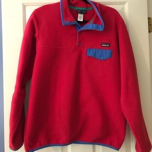 Pategonia Women’s Lightweight Fleece Pullover